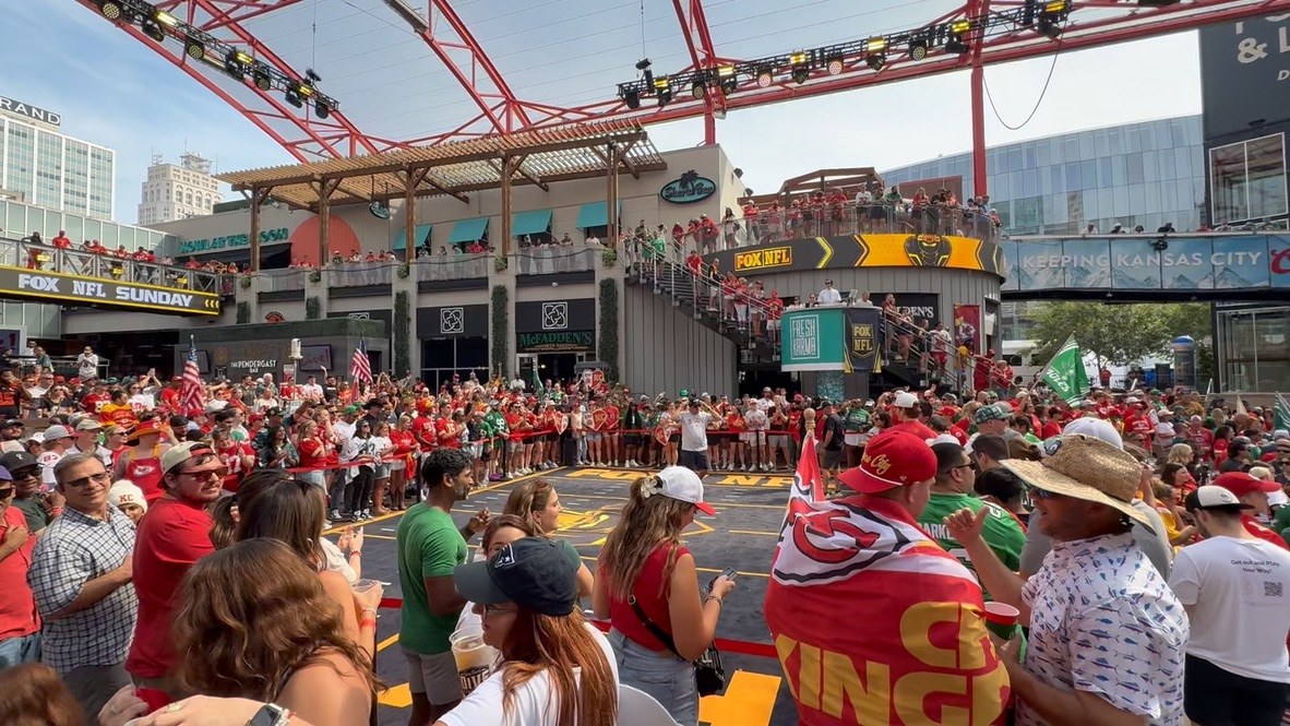 Chiefs and Eagles fans packing KC Live! at the New Heights Tailgate